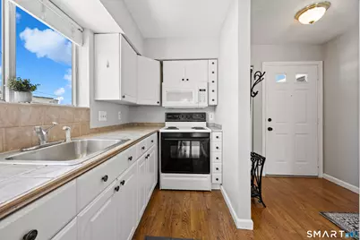 202 Main Street #APT 3H, West Haven, CT 06516 - Photo 9