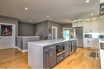 3 Francis Street, Milford, CT 06460 - Photo 11