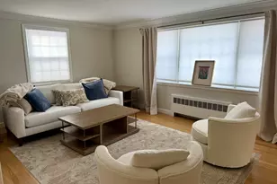 24 Elm St, Wethersfield, CT 06109 - Photo 9