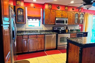 21 Blue Trail Dr, Waterbury, CT 06705 - Photo 7