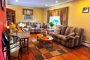 21 Blue Trail Dr, Waterbury, CT 06705 - Photo 13