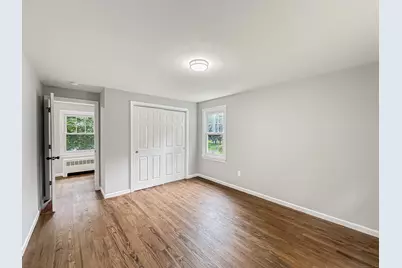 85 Cold Spring Circle, Naugatuck, CT 06770 - Photo 7