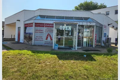 458 Ocean Avenue, New London, CT 06320 - Photo 1