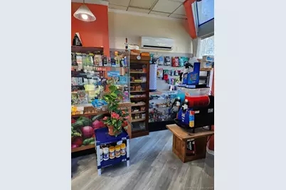 458 Ocean Avenue, New London, CT 06320 - Photo 11