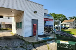 458 Ocean Ave, New London, CT 06320 - Photo 9