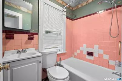 32 Lincoln Avenue, Norwalk, CT 06854 - Photo 7