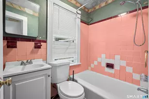 32 Lincoln Ave, Norwalk, CT 06854 - Photo 7