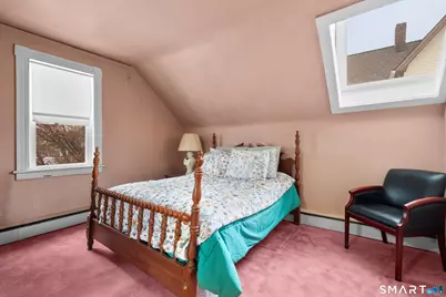 32 Lincoln Avenue, Norwalk, CT 06854 - Photo 9