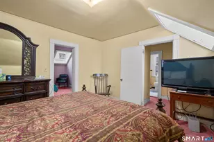 32 Lincoln Ave, Norwalk, CT 06854 - Photo 11