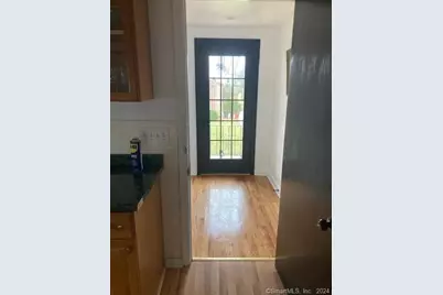 925 Wayne Street #1, Bridgeport, CT 06606 - Photo 9