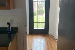 925 Wayne St, Bridgeport, CT 06606 - Photo 9