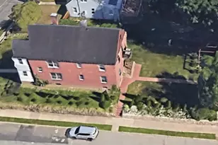 925 Wayne St, Bridgeport, CT 06606 - Photo 1