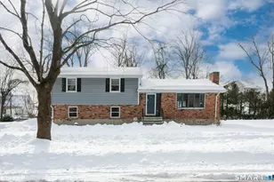 95 Masna Pl, Stratford, CT 06614 - Photo 1