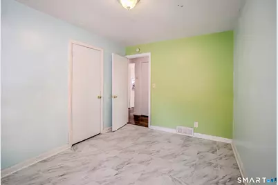 31 Farmwood Road, Waterbury, CT 06704 - Photo 7