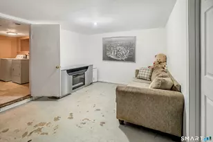 31 Farmwood Rd, Waterbury, CT 06704 - Photo 17