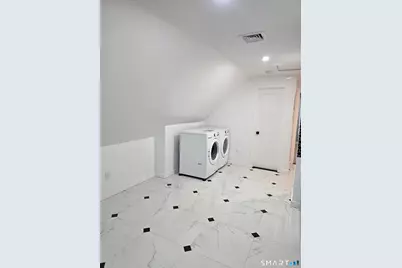 417 Poplar Street, New Haven, CT 06513 - Photo 3