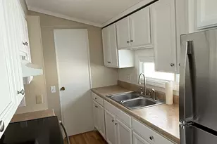 14 Chestnut Dr, Westbrook, CT 06498 - Photo 9