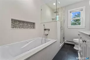 260 Toilsome Pl, Bridgeport, CT 06606 - Photo 17