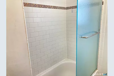 29 Sterling Place, Stamford, CT 06907 - Photo 15