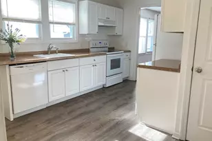 29 Sterling Pl, Stamford, CT 06907 - Photo 9