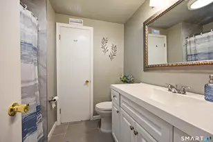 334 Gaylord Dr, Waterbury, CT 06708 - Photo 21