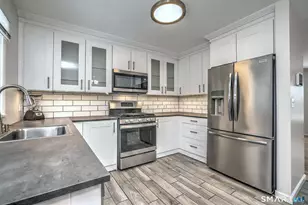 7 Hale Dr, Ansonia, CT 06401 - Photo 15