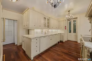 9 Lyme St, Old Lyme, CT 06371 - Photo 5