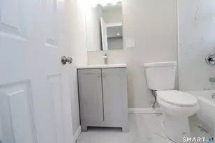 356 Beechmont Ave, Bridgeport, CT 06606 - Photo 25