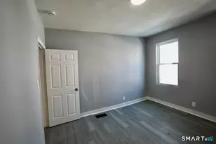 156 Poplar St, New Haven, CT 06513 - Photo 3