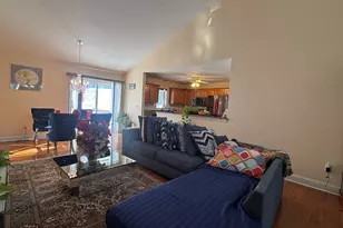 162 Thistle Pond Dr, Bloomfield, CT 06002 - Photo 5