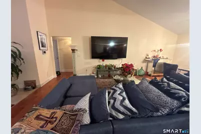 162 Thistle Pond Drive #162, Bloomfield, CT 06002 - Photo 3