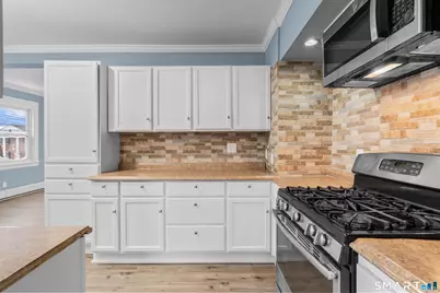 85 Avery Street, Stamford, CT 06902 - Photo 11