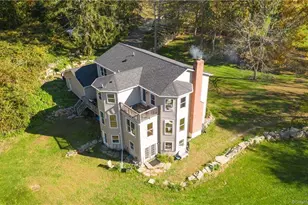 82 Fowler Rd, North Stonington, CT 06359 - Photo 5