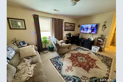 125 Maple Street, Norwich, CT 06360 - Photo 9