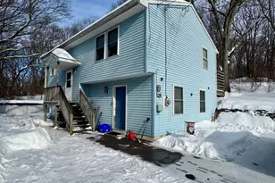 125 Maple St, Norwich, CT 06360 - Photo 1