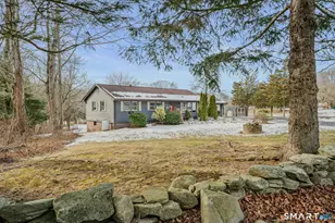 1040 E Lake Rd, Montville, CT 06370 - Photo 3