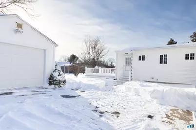 349 Quinnipiac Avenue, North Haven, CT 06473 - Photo 25