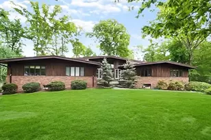 950 Rock Rimmon Rd, Stamford, CT 06903 - Photo 1