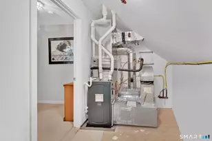 8 Eaton Circle, West Hartford, CT 06117 - Photo 23