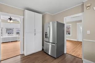 26 Woodmont Ave, Bridgeport, CT 06606 - Photo 11