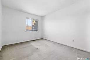 449 Thoreau St, Branford, CT 06405 - Photo 23