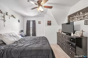 71 Mt Pleasant St, Derby, CT 06418 - Photo 15