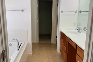 117 Country Club Dr, Oxford, CT 06478 - Photo 37