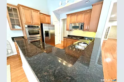 117 Country Club Drive #117, Oxford, CT 06478 - Photo 11