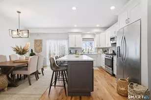 1320 Chopsey Hill Rd, Bridgeport, CT 06606 - Photo 7