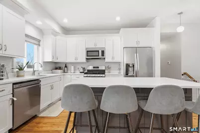 1320 Chopsey Hill Road, Bridgeport, CT 06606 - Photo 5