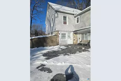 1129 Southford Road, Middlebury, CT 06762 - Photo 1