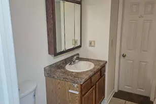 1129 Southford Rd, Middlebury, CT 06762 - Photo 7