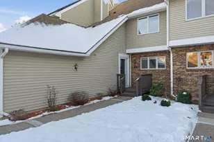 3 Steeplechase Dr, Newington, CT 06111 - Photo 3