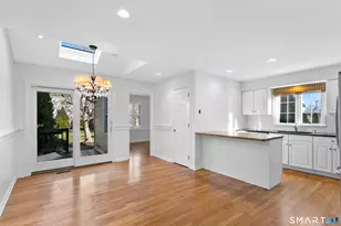 30 Osborne Pl, Fairfield, CT 06890 - Photo 9